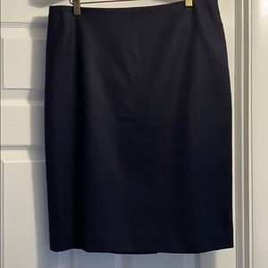 Talbots Navy Blue Brushed Wool Skirt EUC Size 10